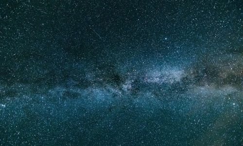 用户对比手机端与网页端两种星空体育登录入口界面截图，画面并列展示
